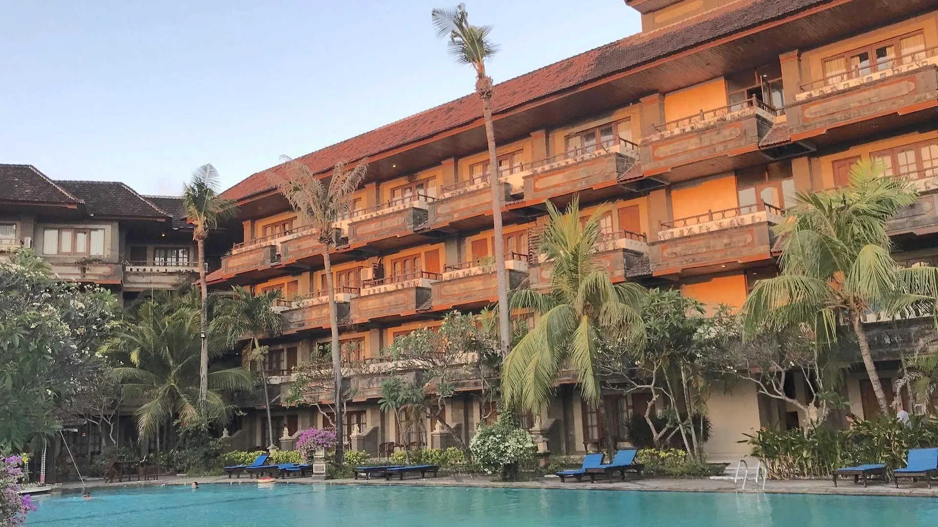Sari Segara Resort & Spa Jimbaran 3*,